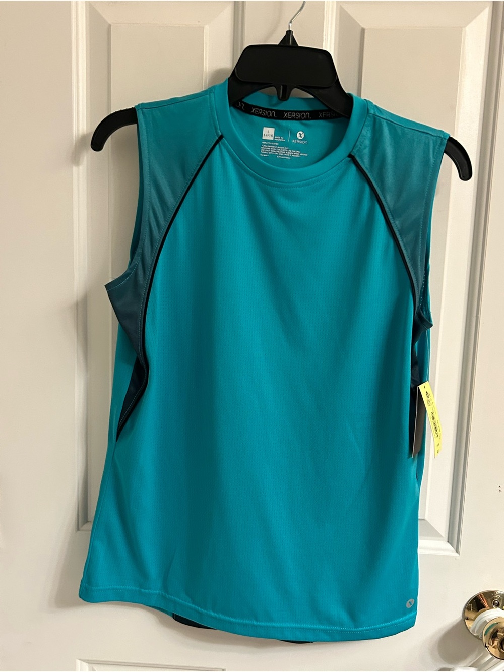 NWT-Xersion Boys Turquoises Sleeveless Athletic Tank Top